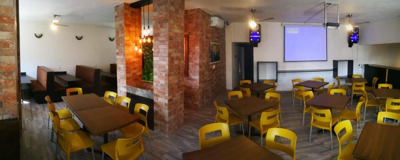 Hotel Delf-Inn Куэрнавака Экстерьер фото